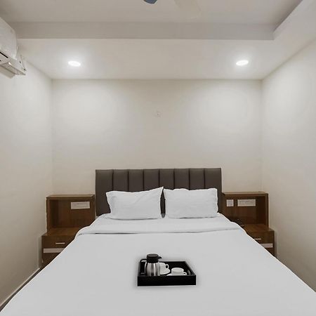 Townhouse Dj Grand Hotel Tirupati Exterior photo
